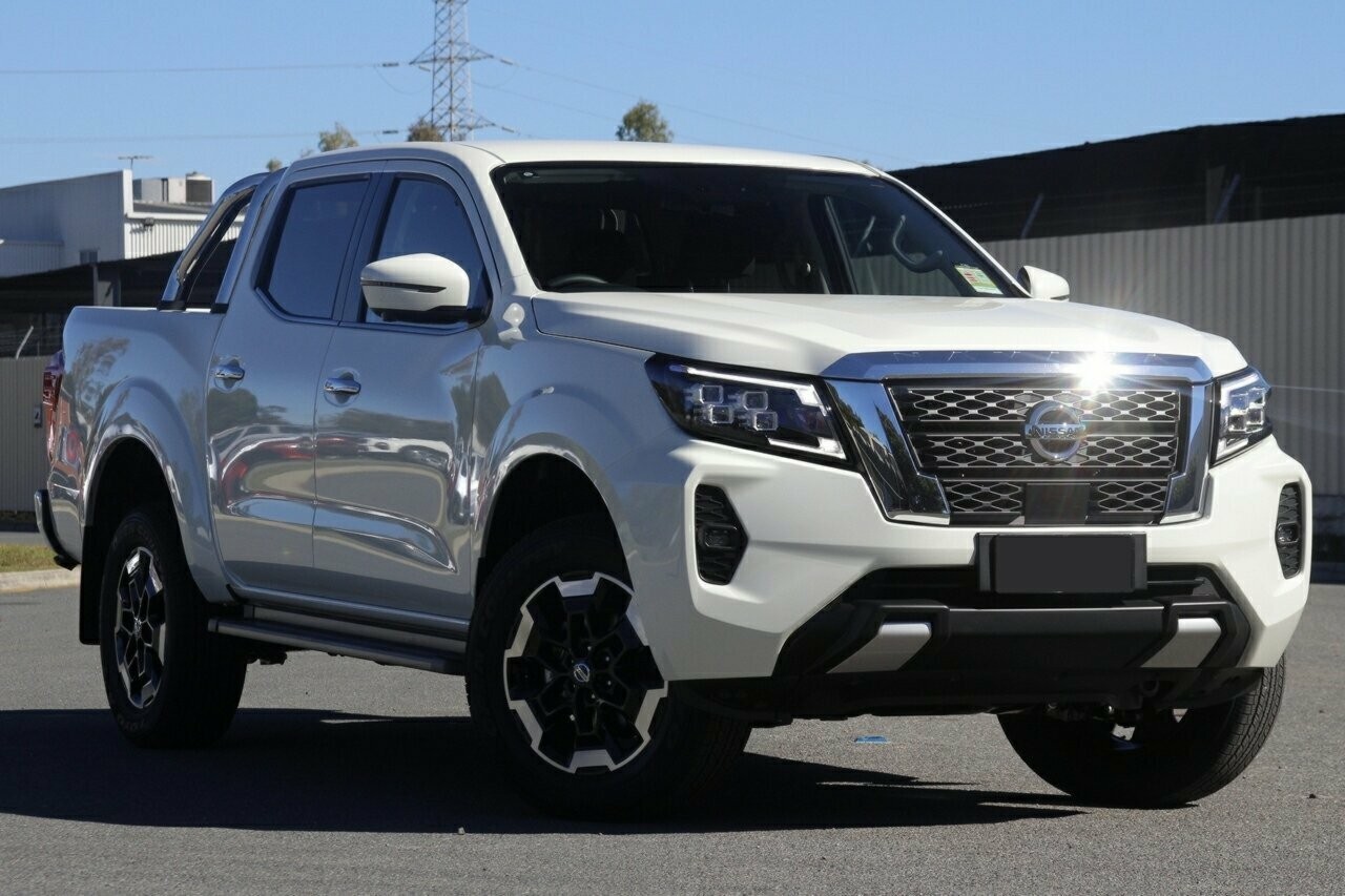 Nissan Navara image 1