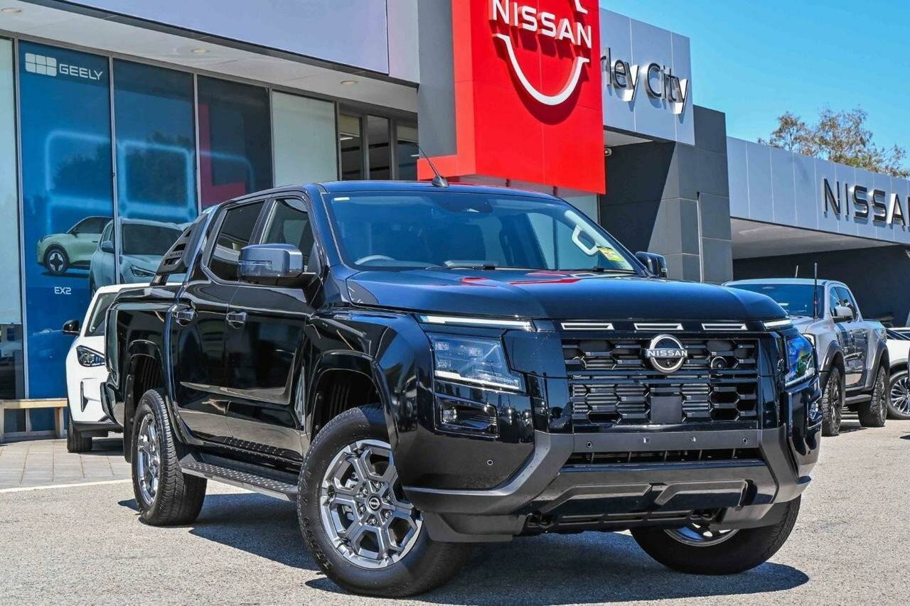 Nissan Navara image 1
