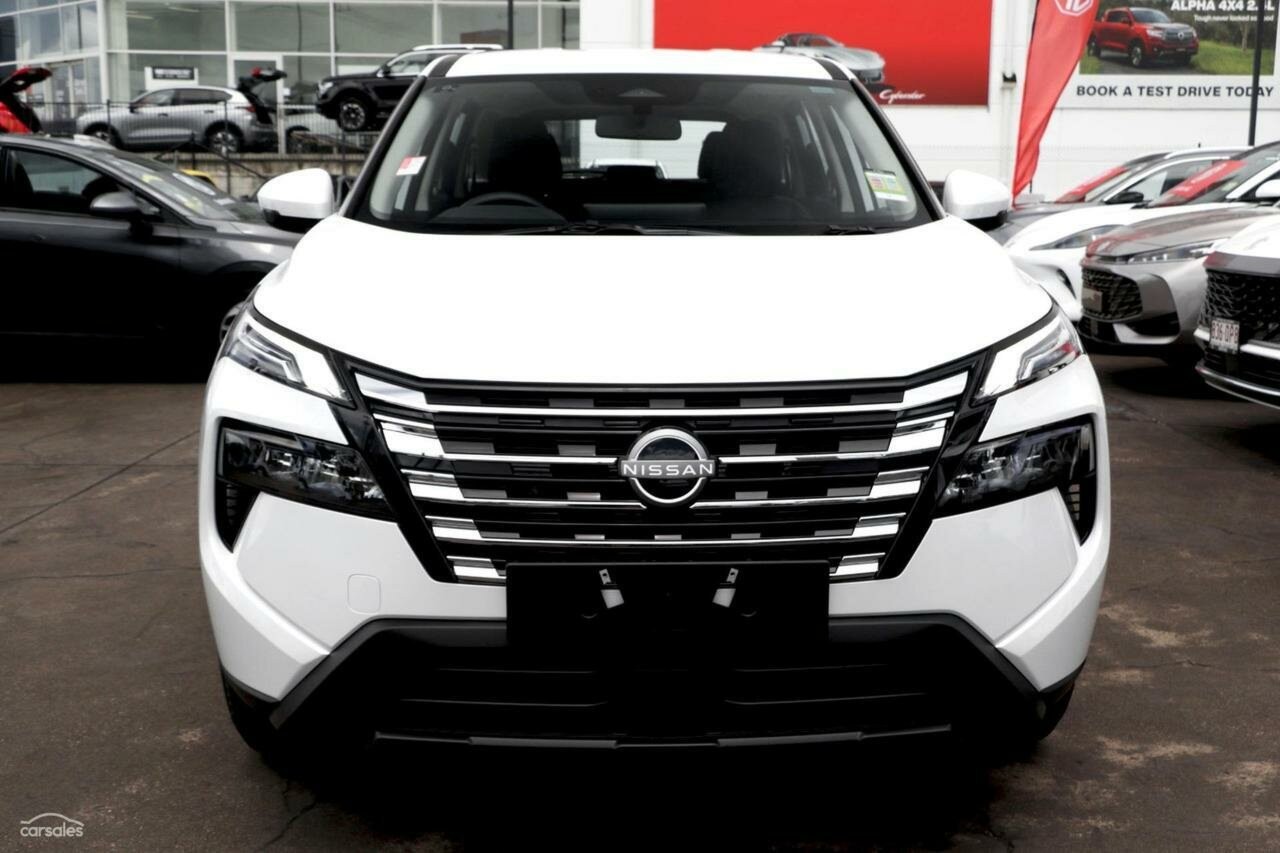 Nissan X-trail image 2