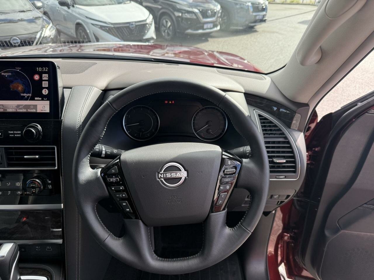 Nissan Patrol image 2