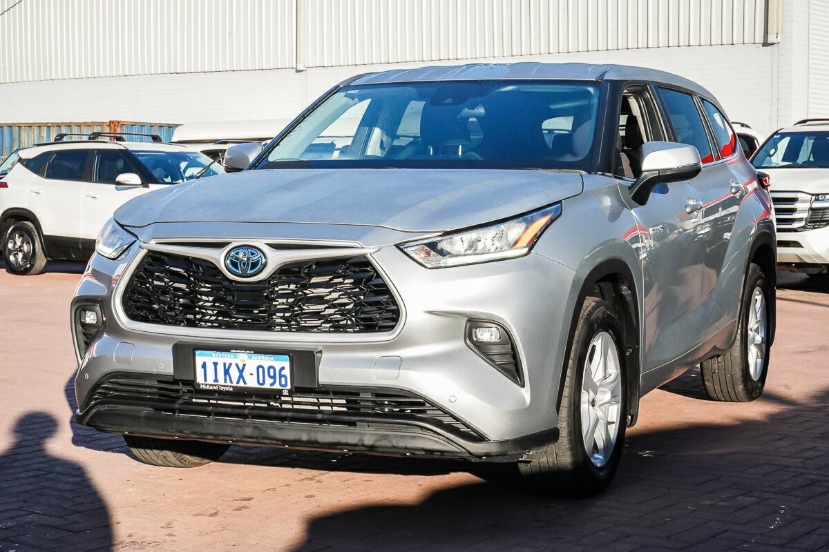 Toyota Kluger image 4
