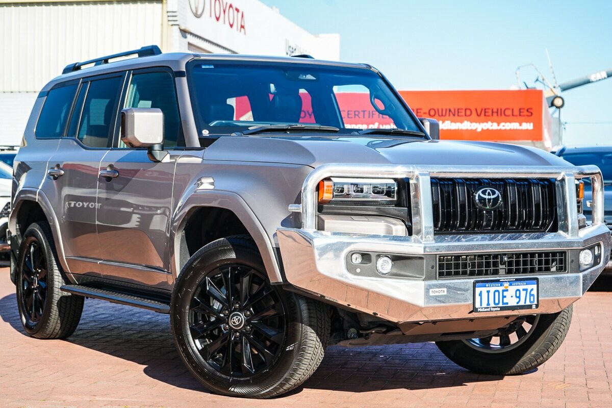 Toyota Landcruiser Prado image 1