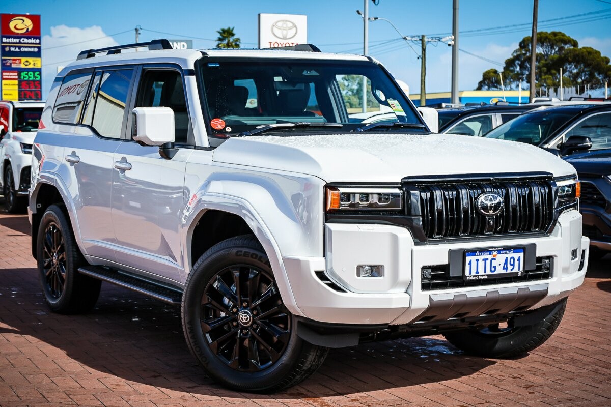 Toyota Landcruiser Prado image 1