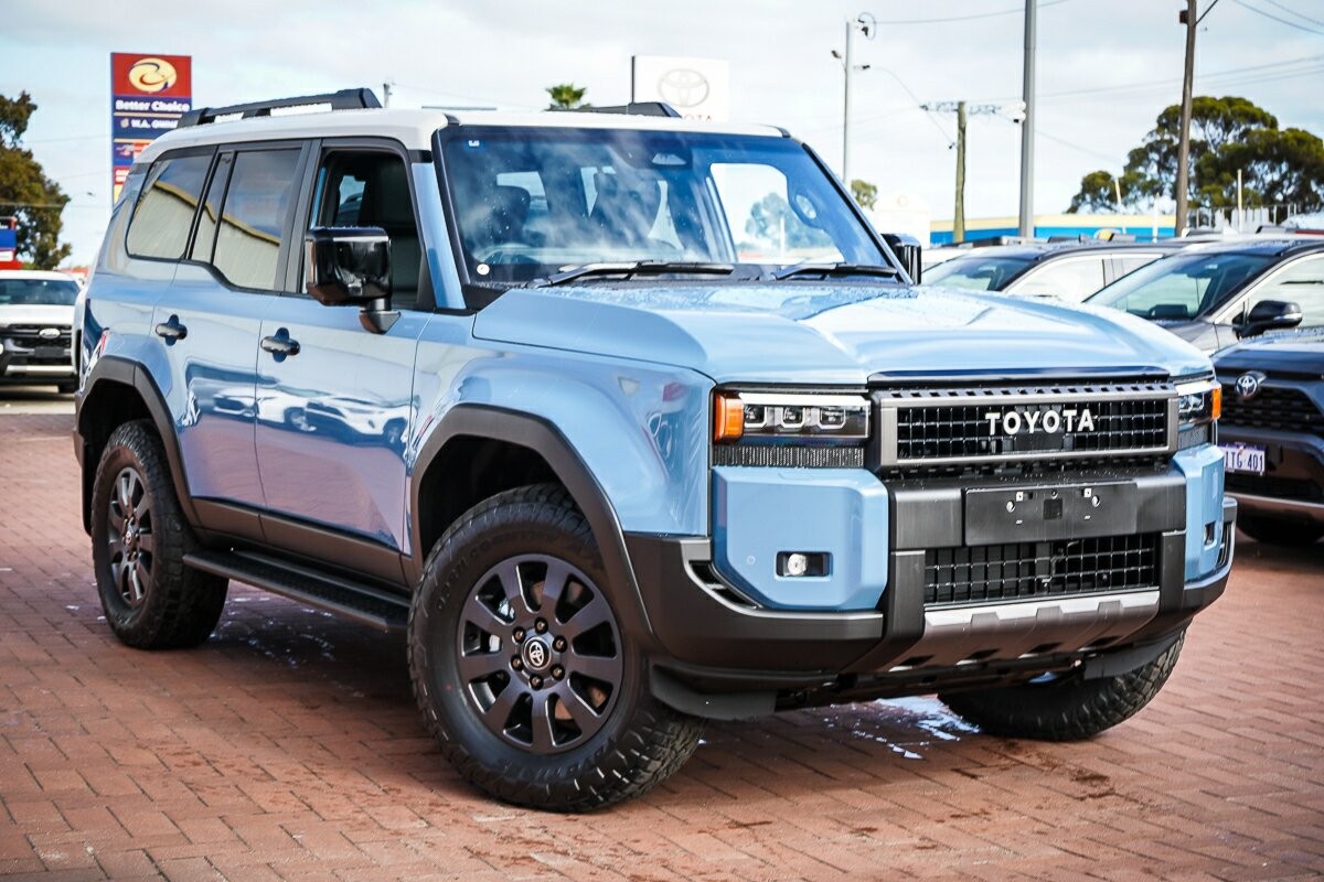 Toyota Landcruiser Prado image 1