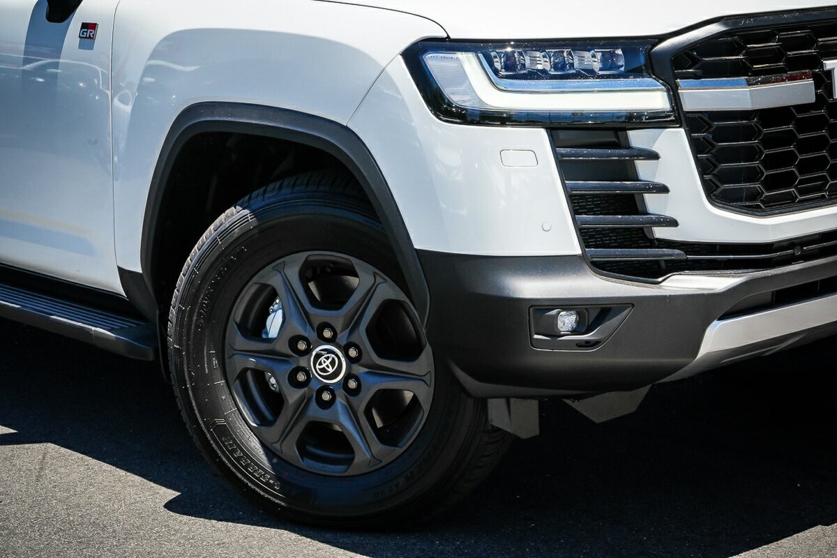 Toyota Yaris Cross image 2