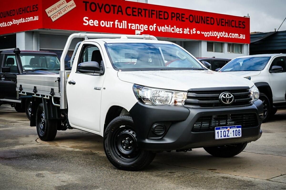 Toyota Hilux image 1