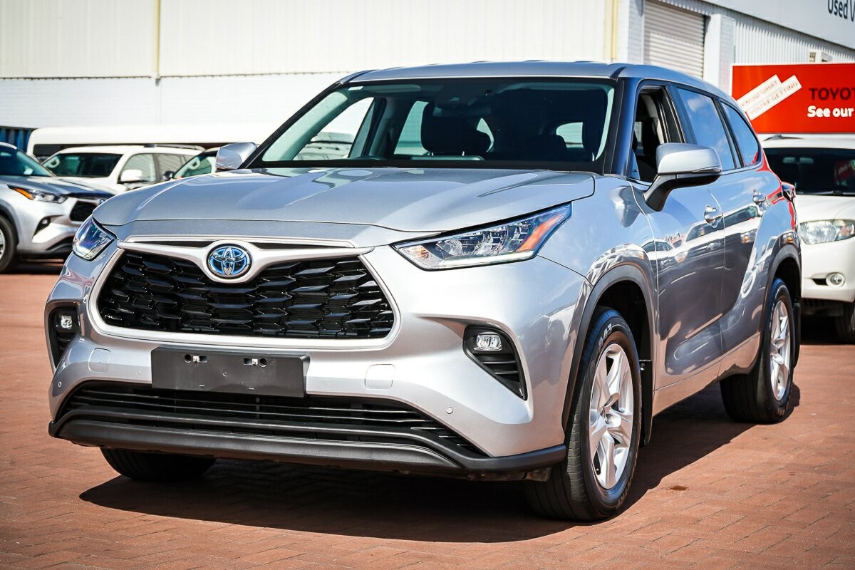 Toyota Kluger image 4