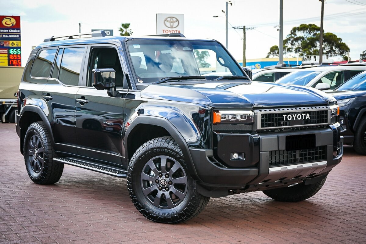 Toyota Landcruiser Prado image 1