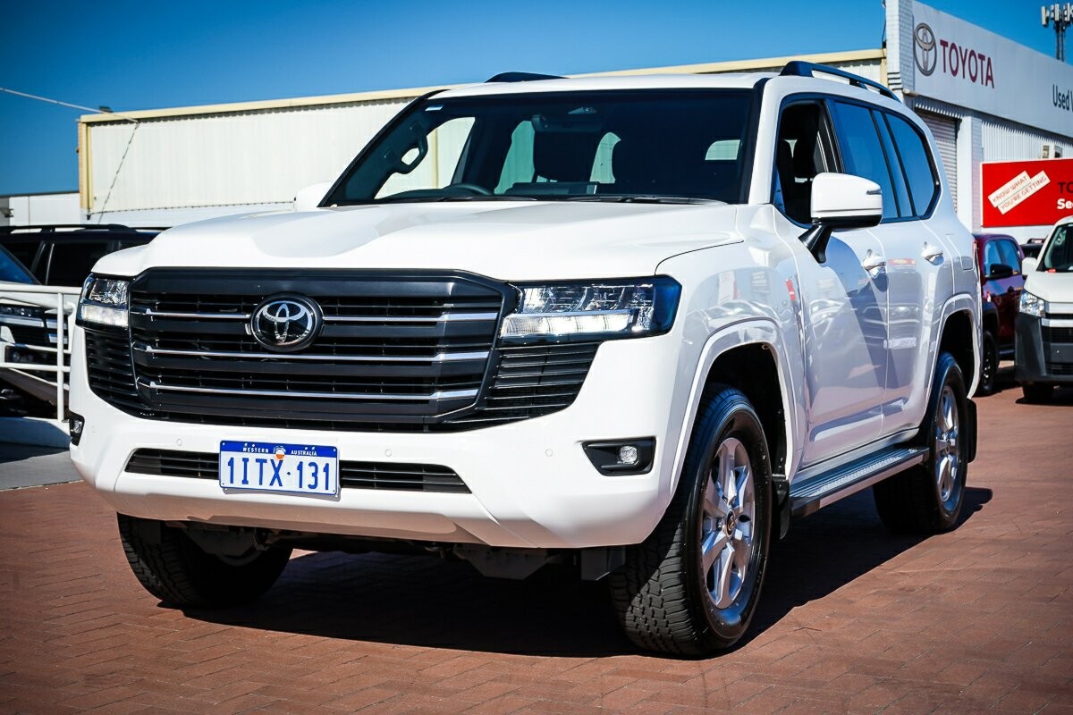 Toyota Landcruiser image 4