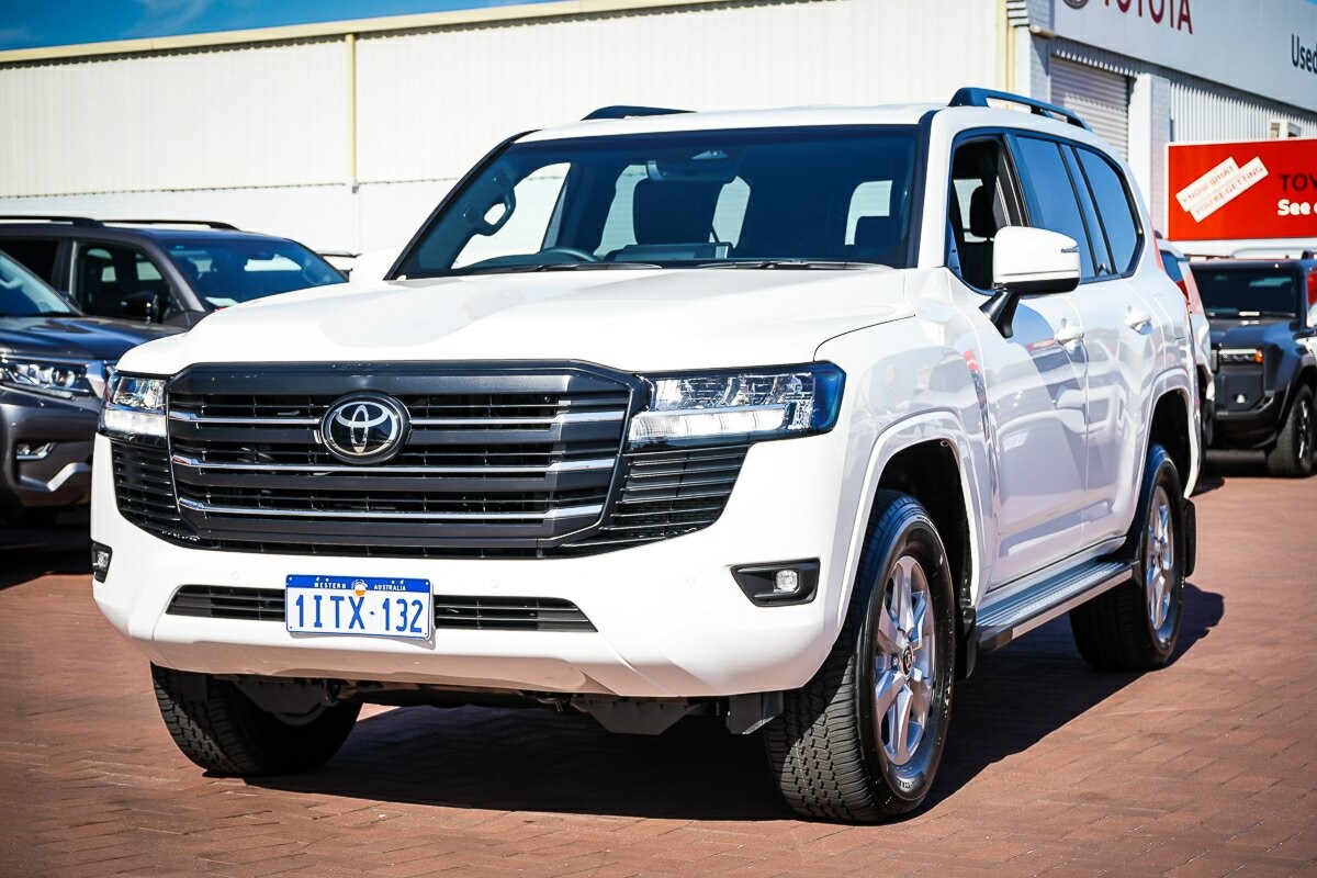 Toyota Landcruiser image 4