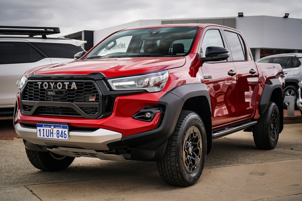 Toyota Hilux image 4
