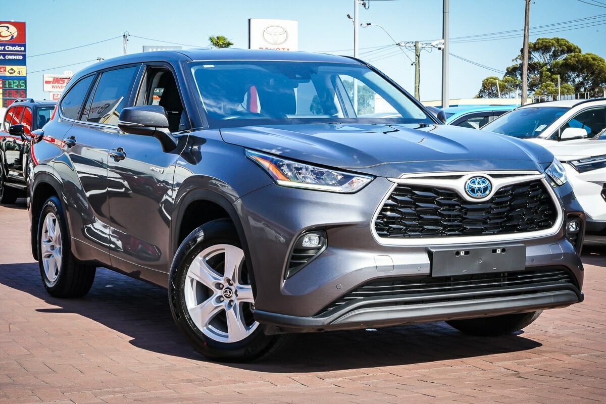 Toyota Kluger image 1