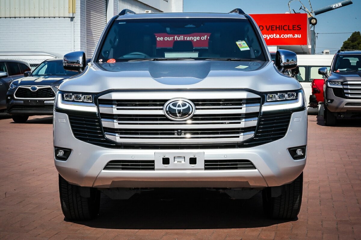 Toyota Landcruiser image 3