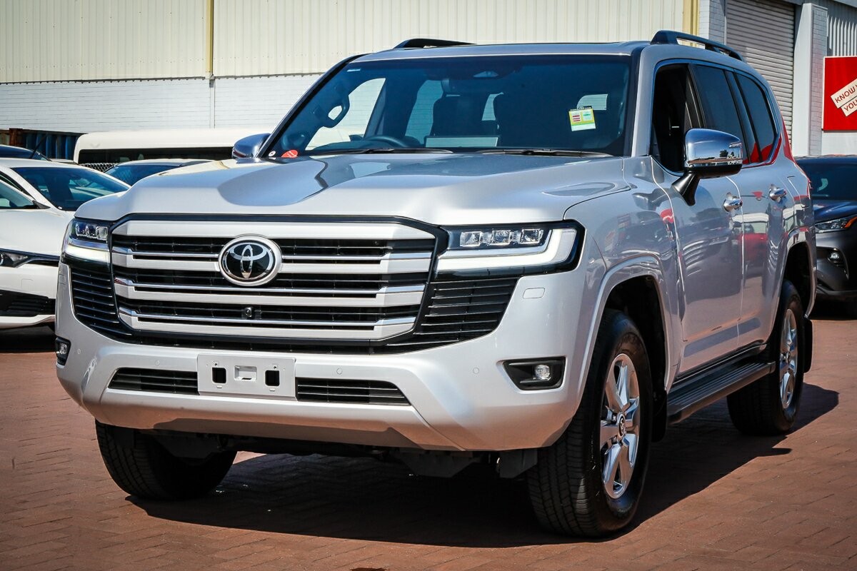 Toyota Landcruiser image 4