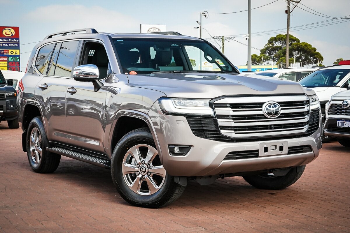 Toyota Landcruiser image 1