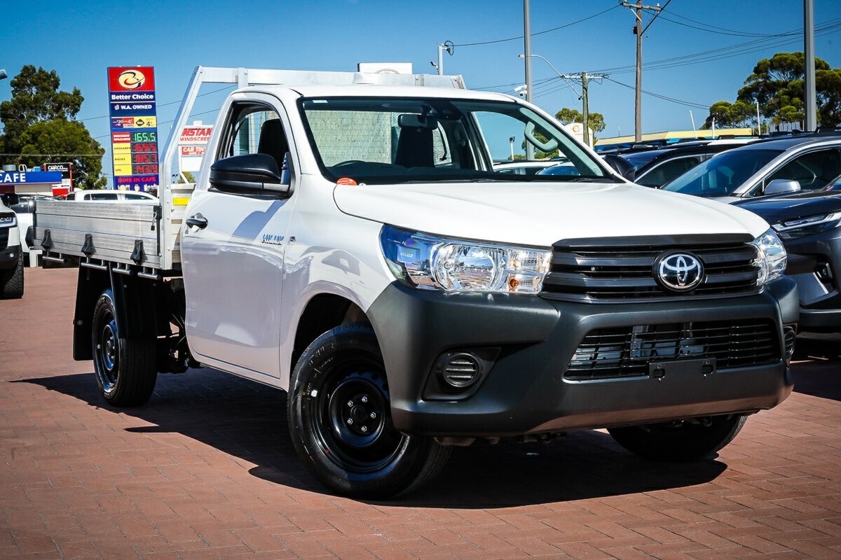 Toyota Hilux image 1