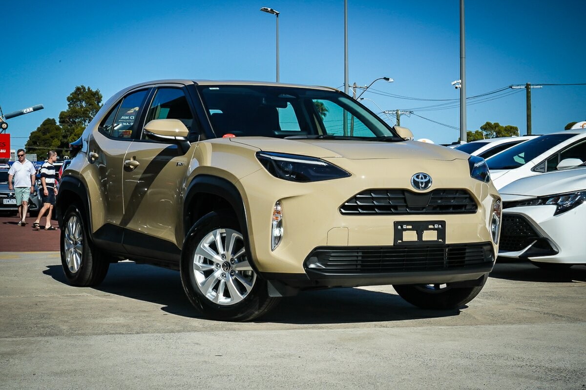 Toyota Yaris Cross image 1