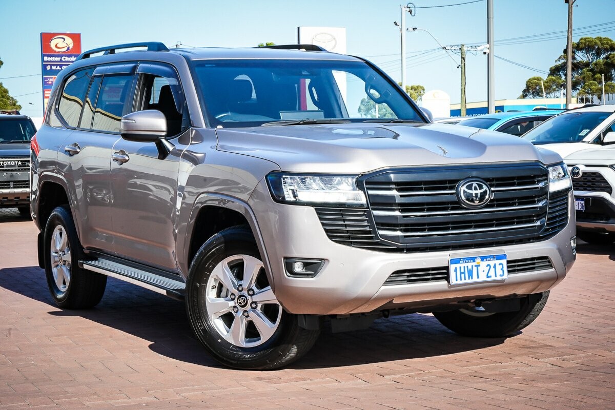 Toyota Landcruiser image 1