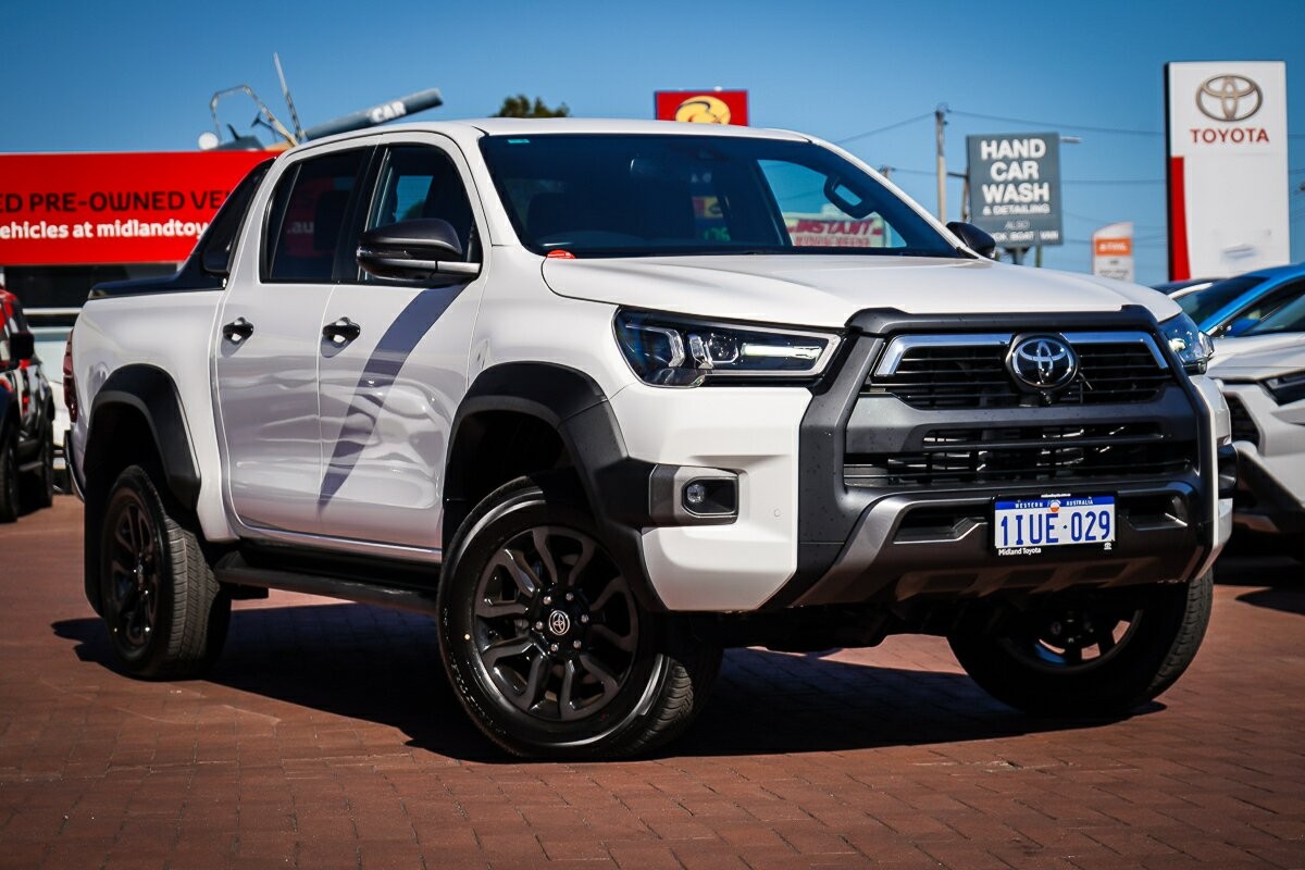 Toyota Hilux image 1