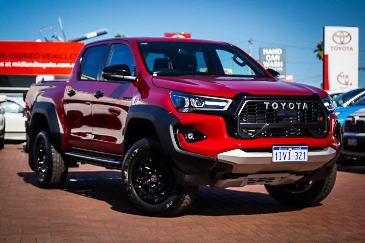 Toyota Hilux image 1