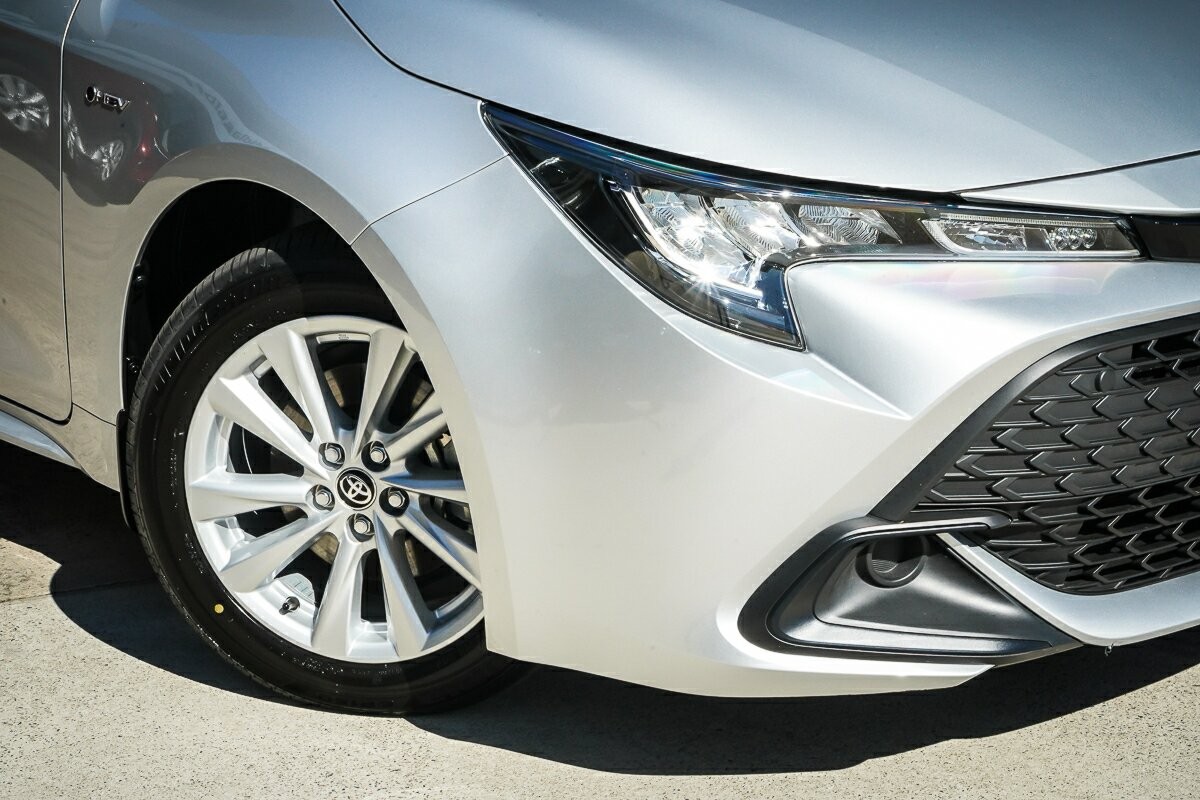 Toyota Corolla image 2