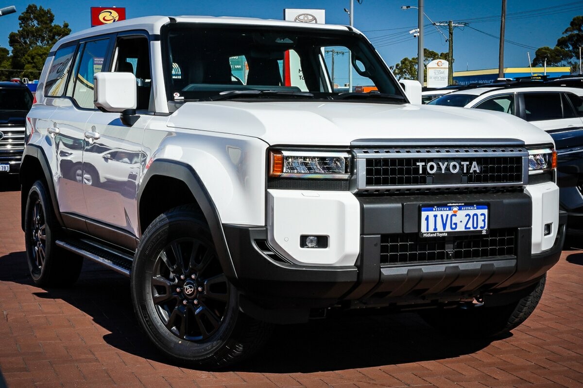 Toyota Landcruiser Prado image 1