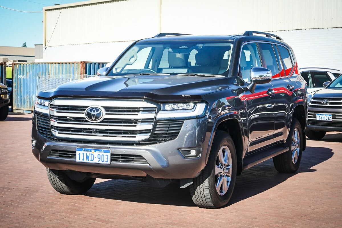 Toyota Landcruiser image 4