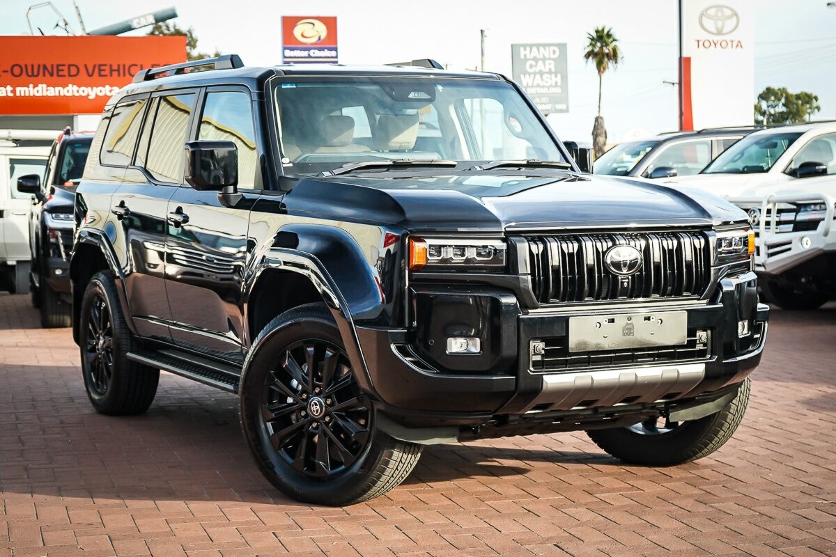 Toyota Landcruiser Prado image 1