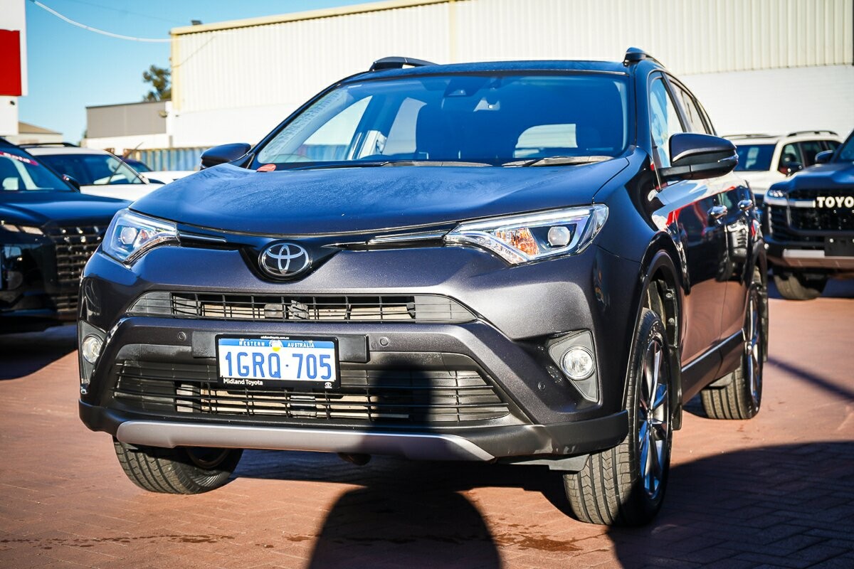 Toyota Rav4 image 4