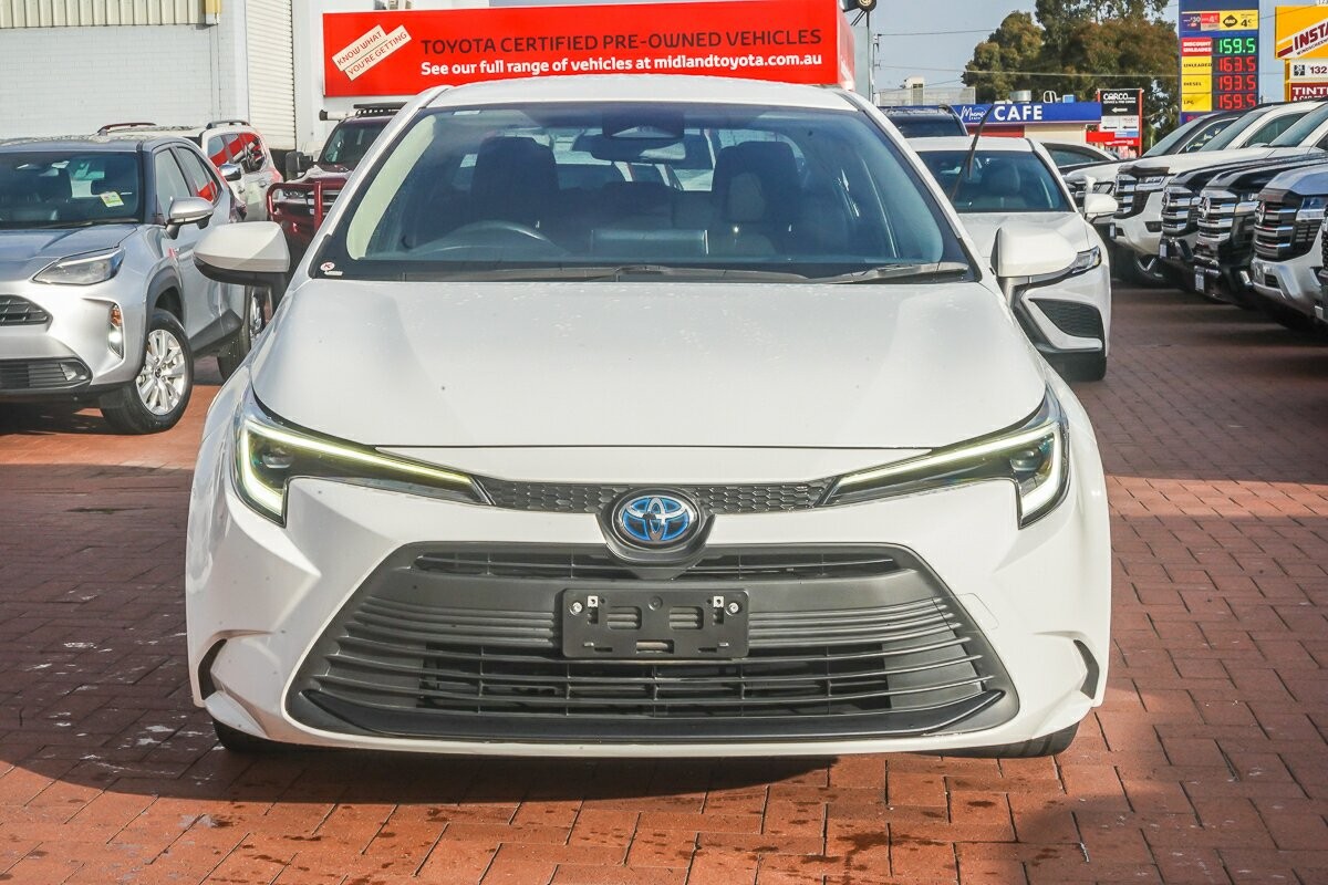 Toyota Corolla image 3