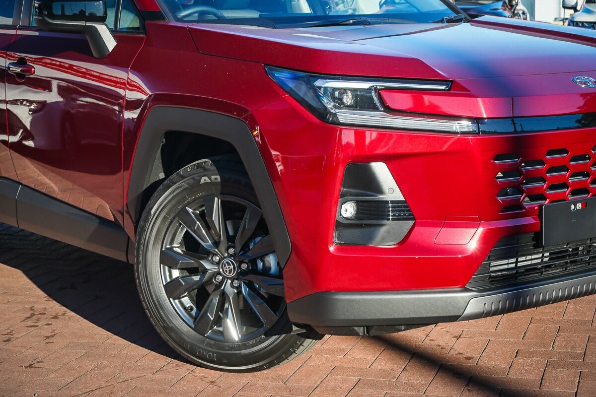 Toyota Rav4 image 2