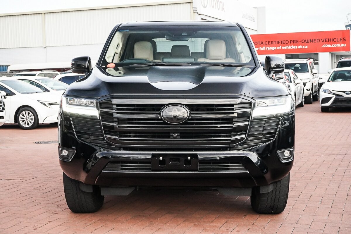 Toyota Landcruiser image 3
