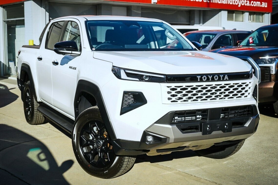 Toyota Hilux image 1
