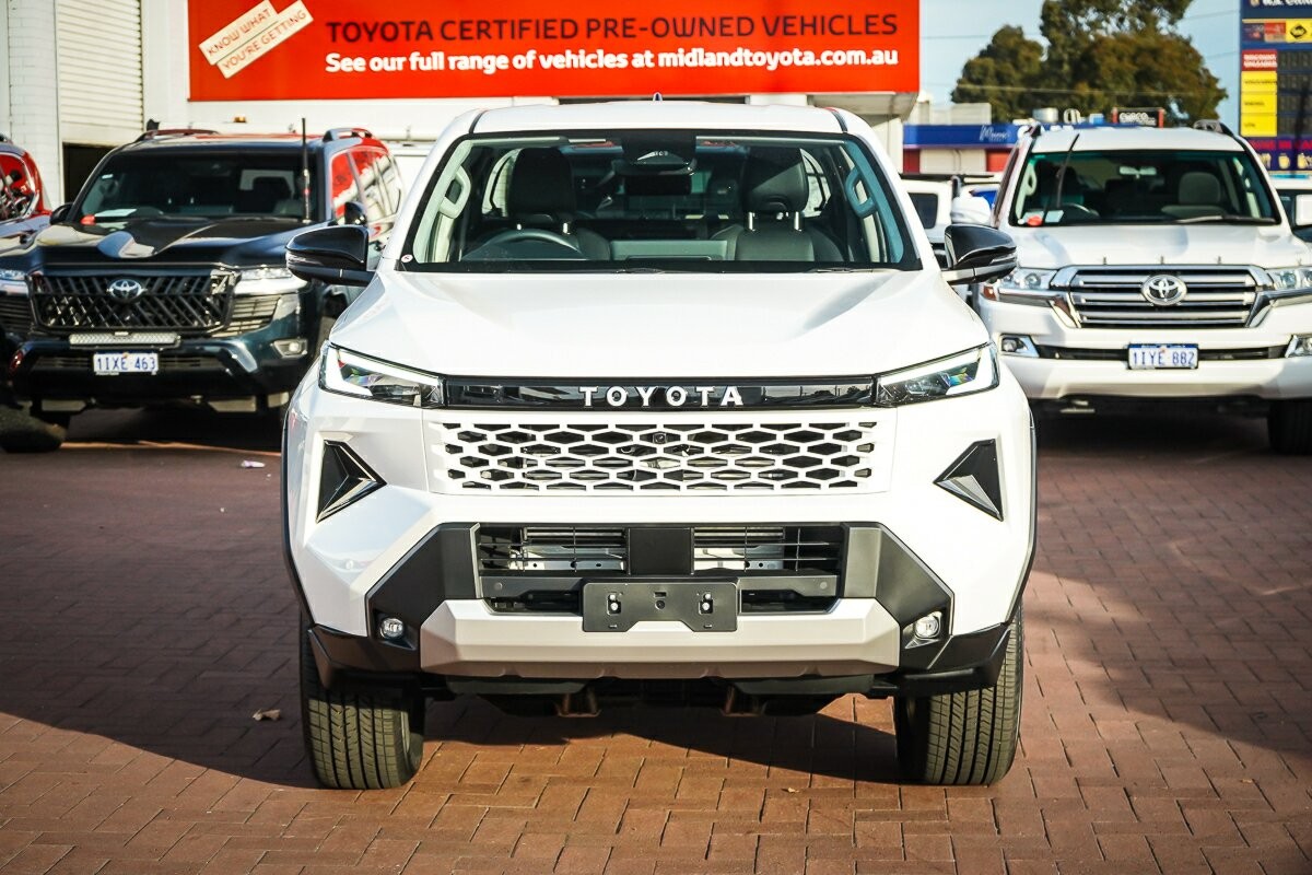 Toyota Hilux image 3