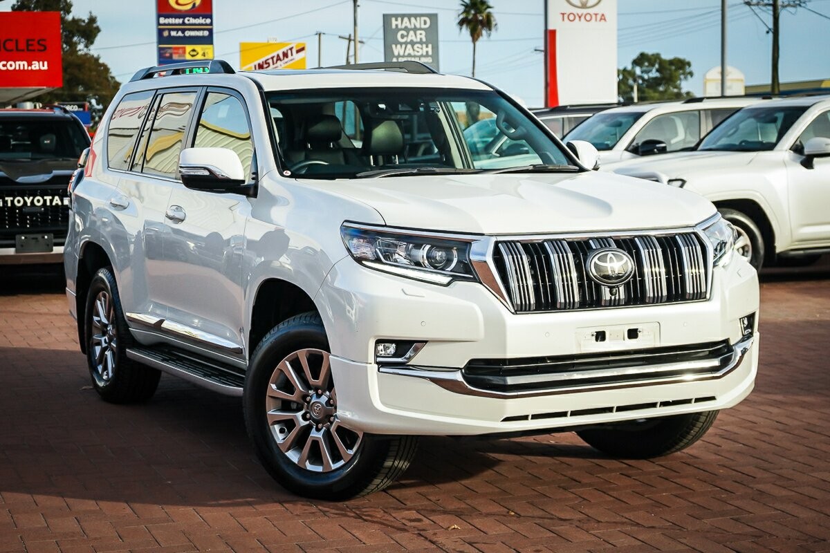 Toyota Landcruiser Prado image 1