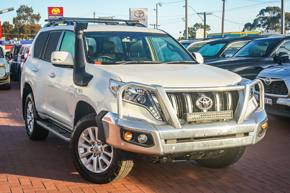 Toyota Landcruiser Prado image 1
