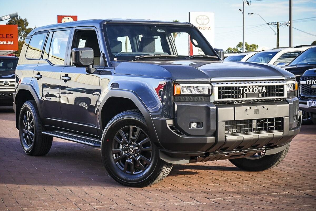 Toyota Landcruiser Prado image 1