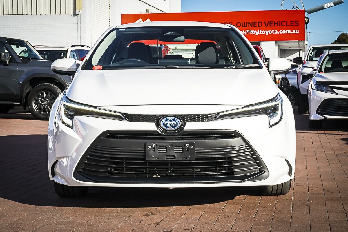 Toyota Corolla image 3