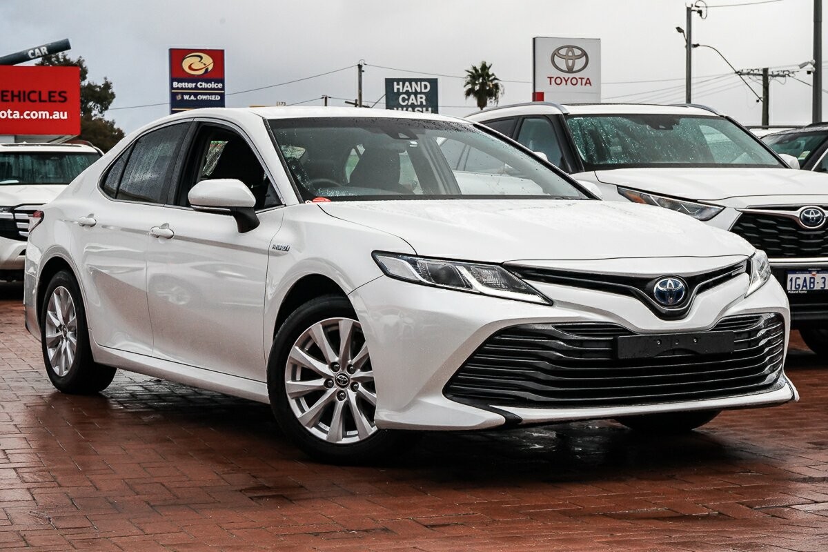Toyota Camry image 1