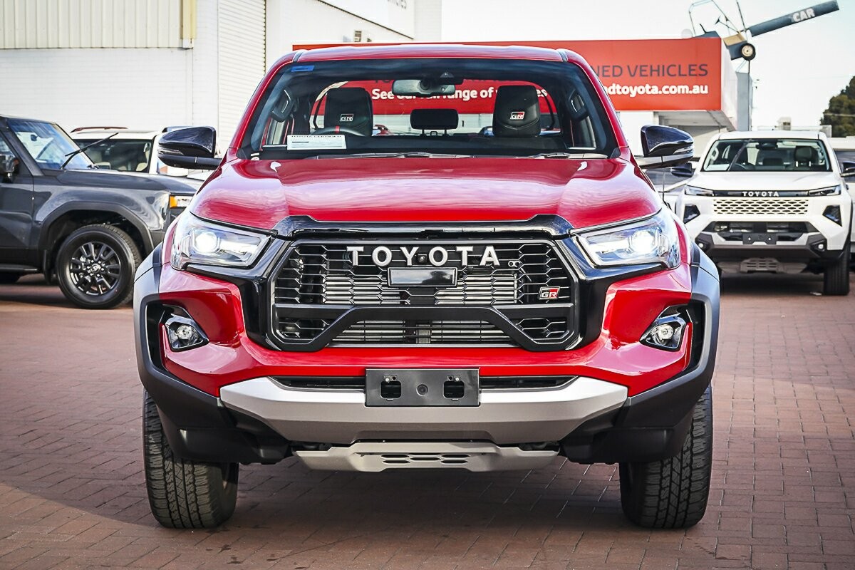 Toyota Hilux image 3