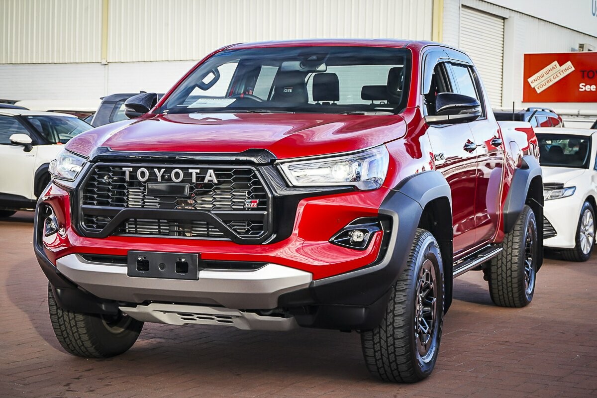 Toyota Hilux image 4