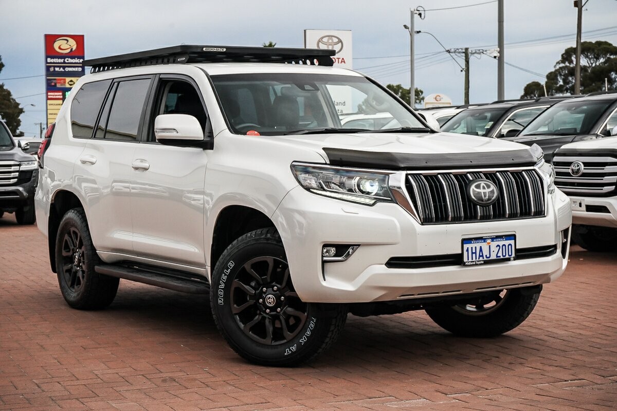 Toyota Landcruiser Prado image 1
