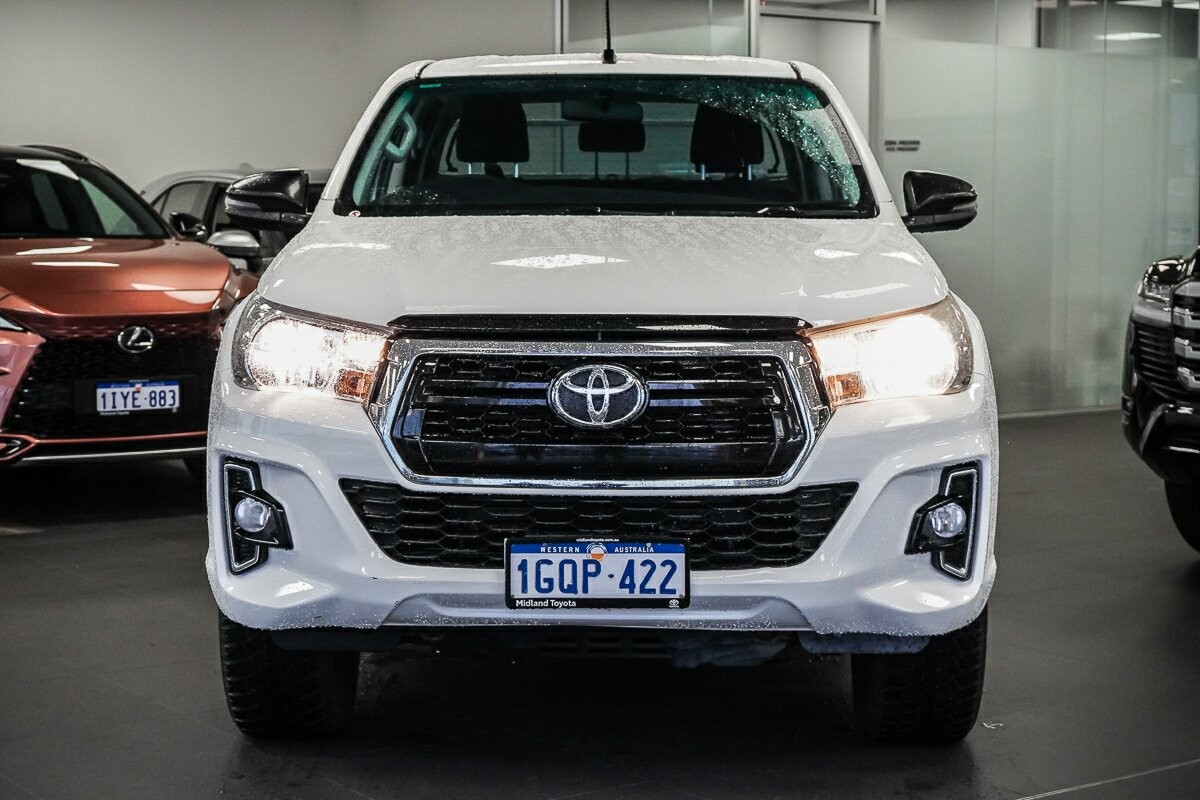 Toyota Hilux image 3