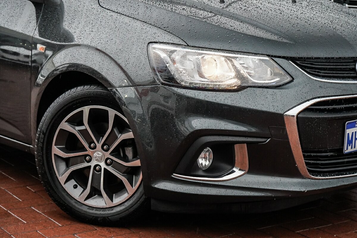 Holden Barina image 2