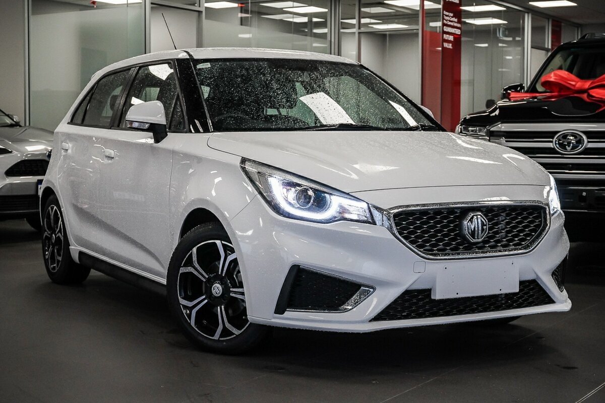 MG Mg3 image 1