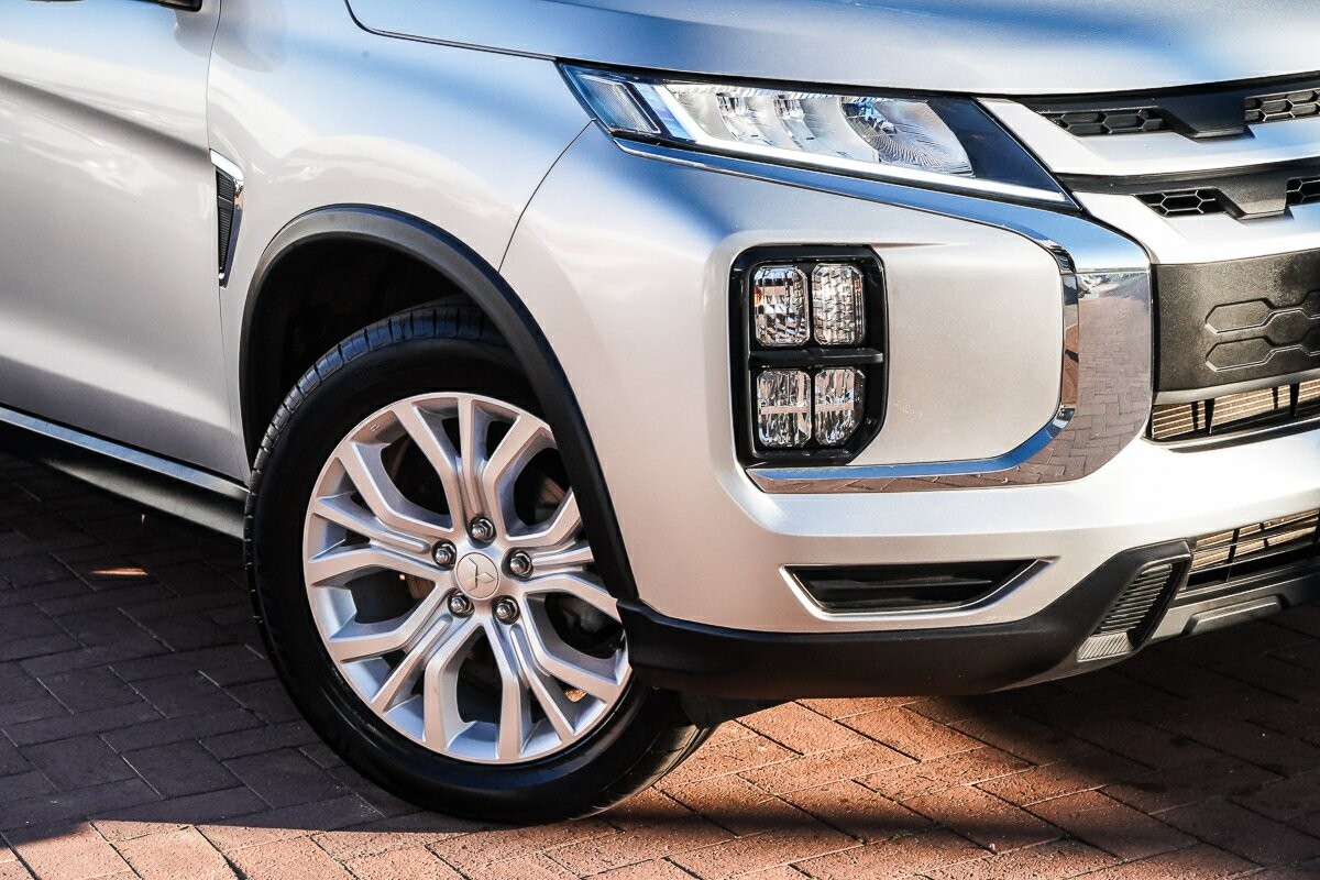 Mitsubishi Asx image 2