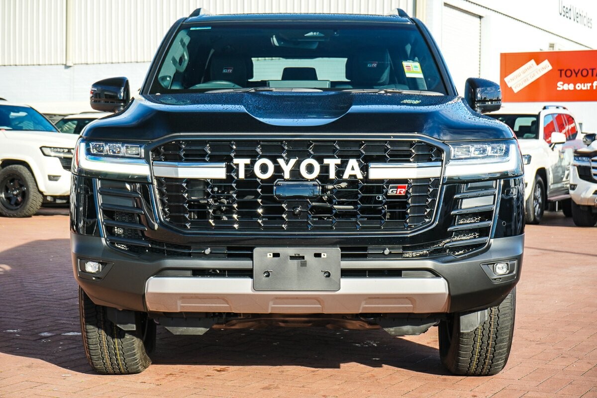 Toyota Landcruiser image 3