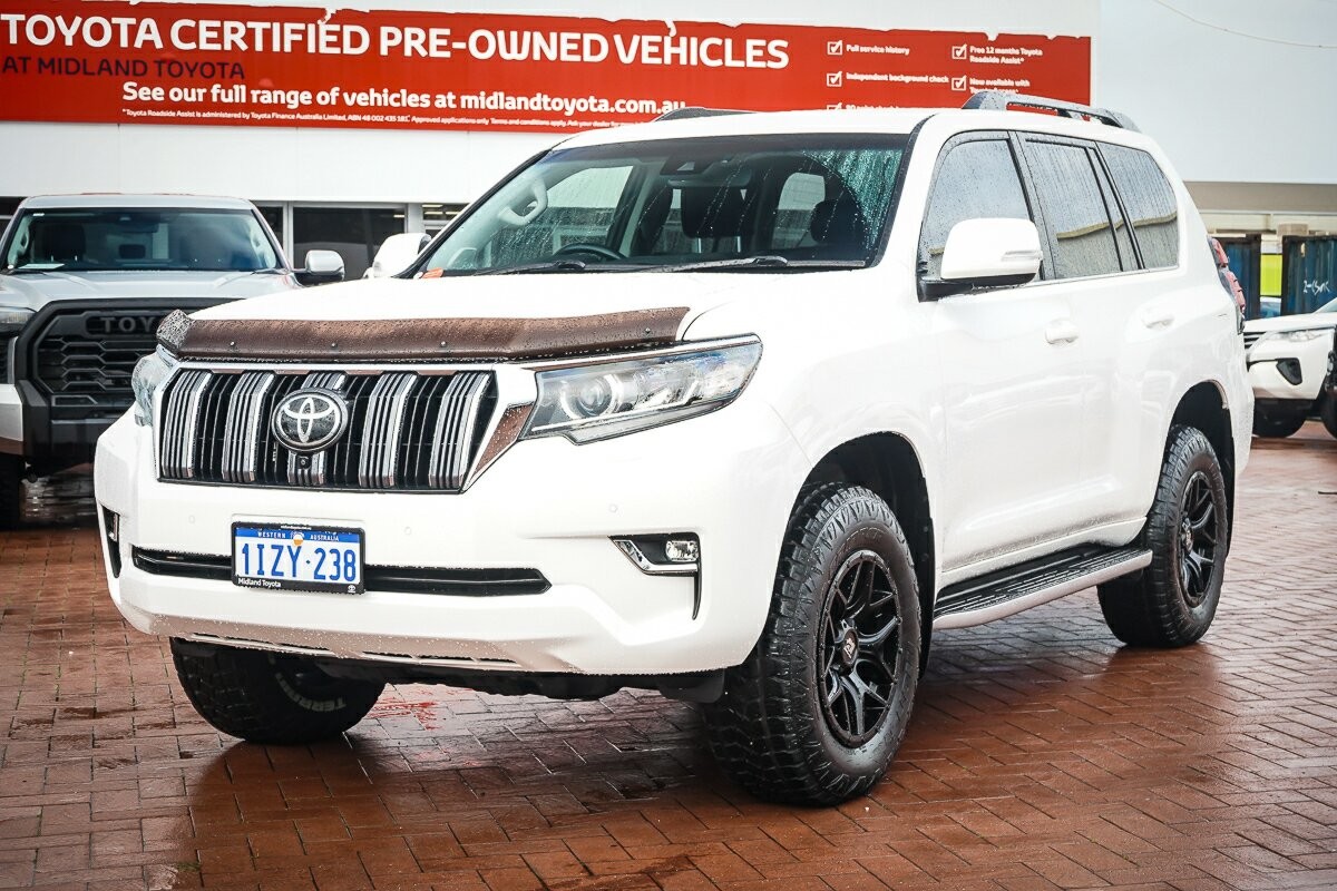 Toyota Landcruiser Prado image 4
