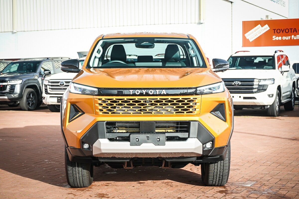 Toyota Hilux image 3