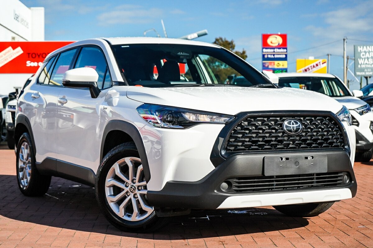 Toyota Corolla Cross image 1